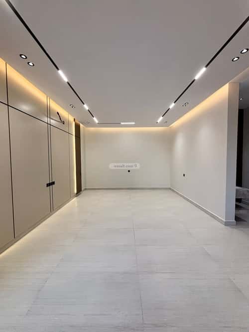 5 bedroom villa in Al Mahdiyyah 1