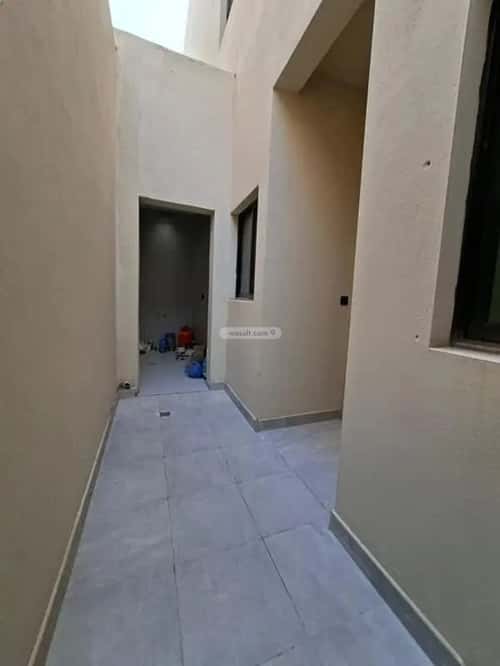 4 bedroom floor in Badr 9