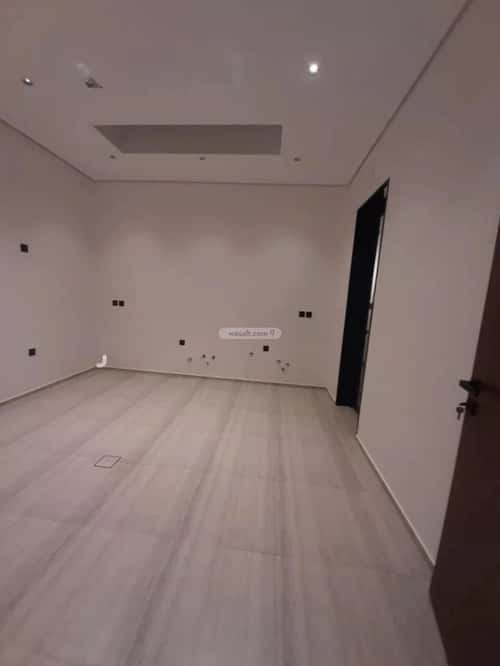 5 bedroom villa in Dhahrat Laban 15