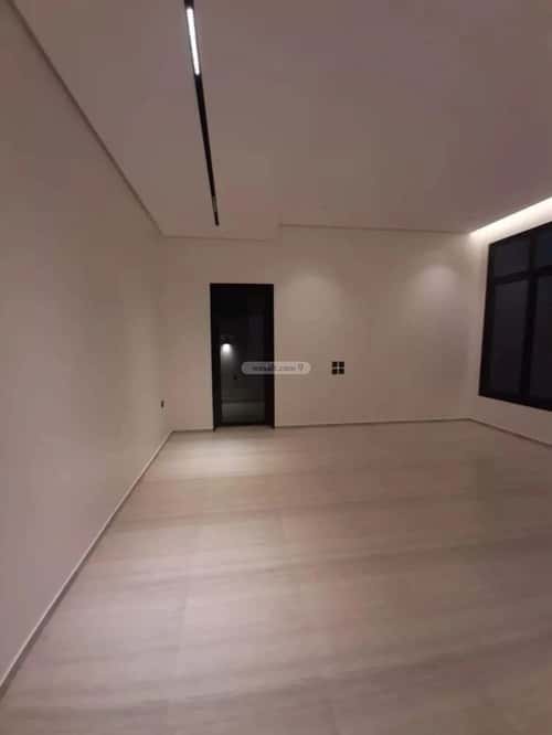 5 bedroom villa in Dhahrat Laban 4