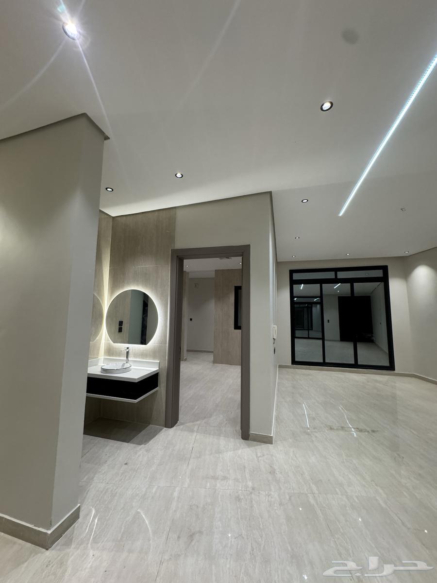 7 bedroom villa in Dahiat King Fahd 5