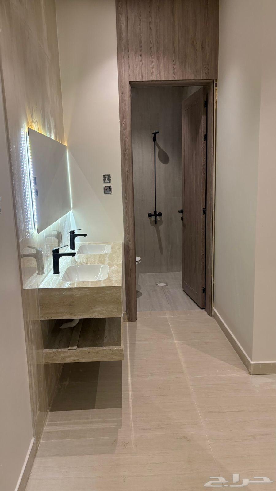 12 bedroom villa in Dahiat King Fahd 9