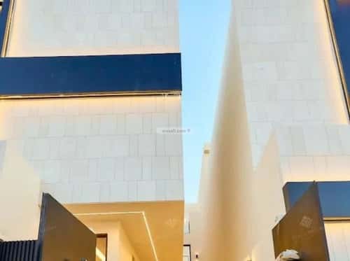 6 bedroom villa in Al Mahdiyyah 2