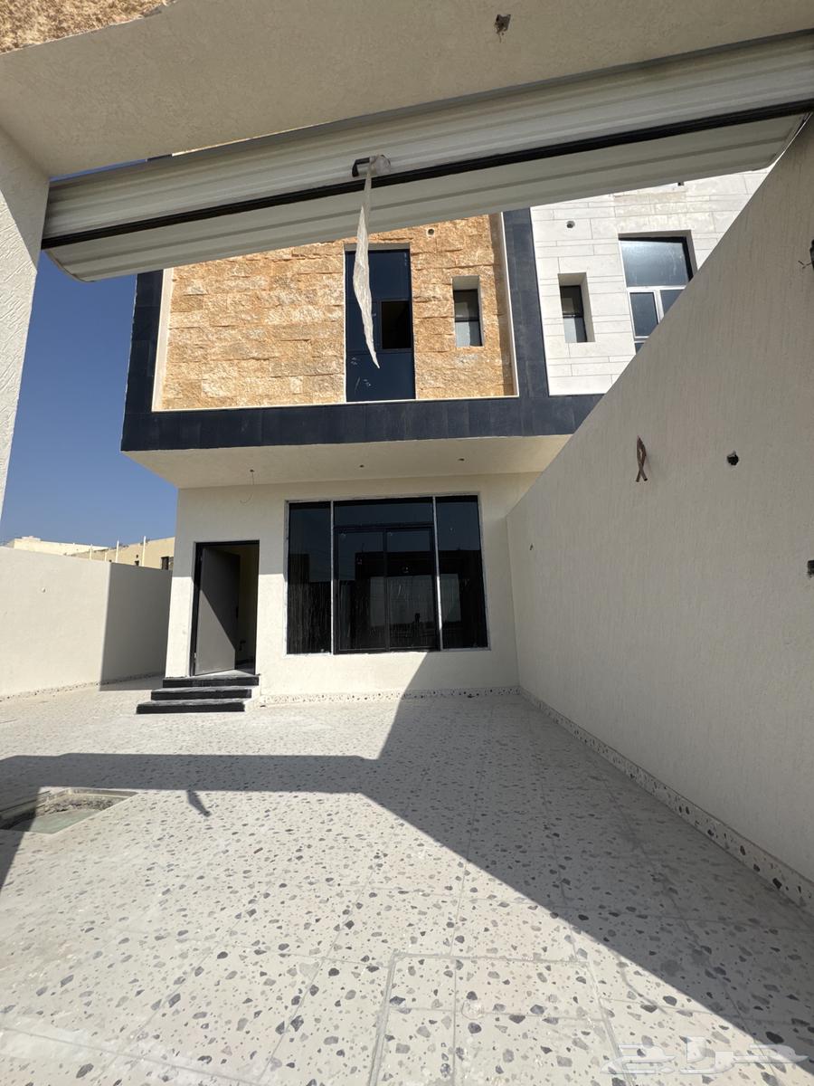 7 bedroom villa in Dahiat King Fahd 3