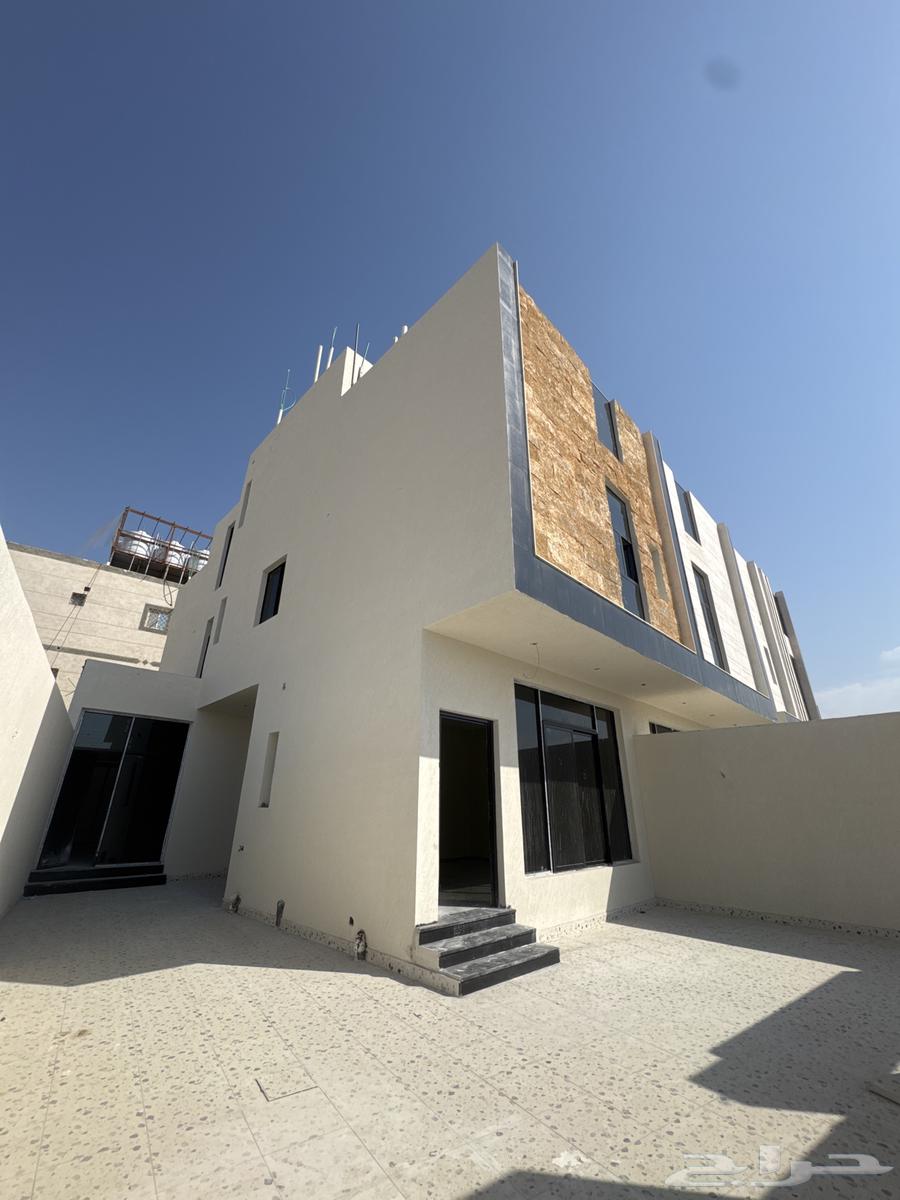 7 bedroom villa in Dahiat King Fahd 5