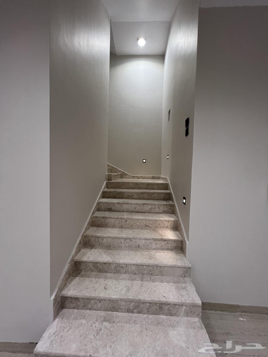 6 bedroom villa in Ash Shulah 16