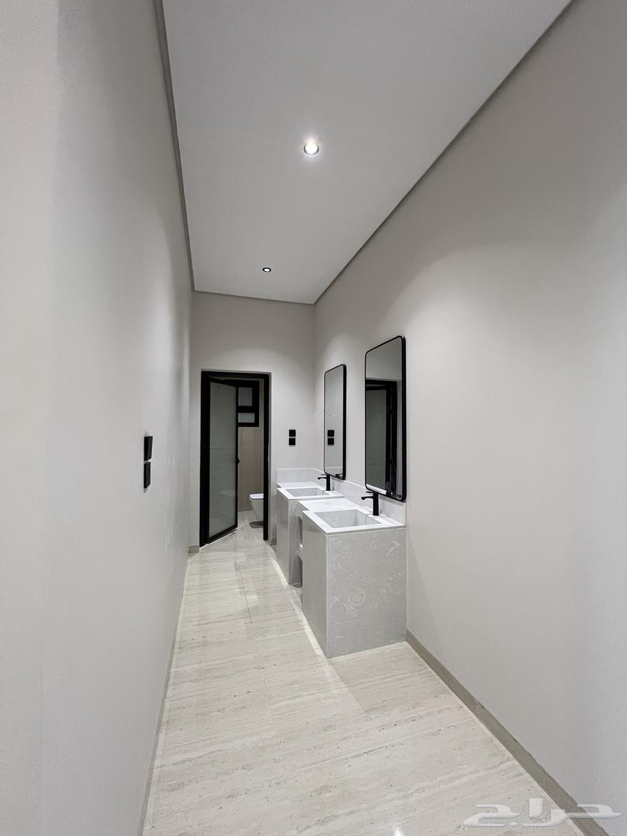 6 bedroom villa in Ash Shulah 7
