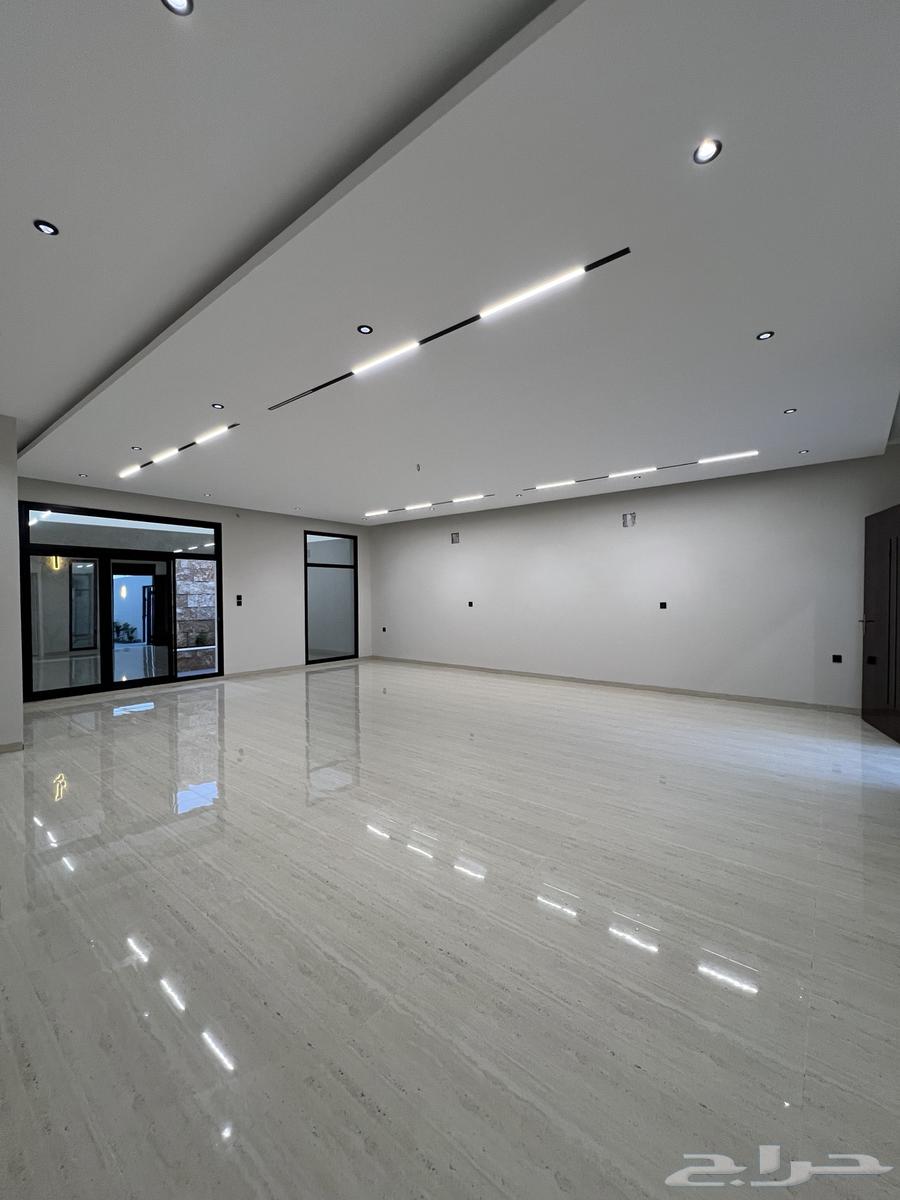 6 bedroom villa in Ash Shulah 9