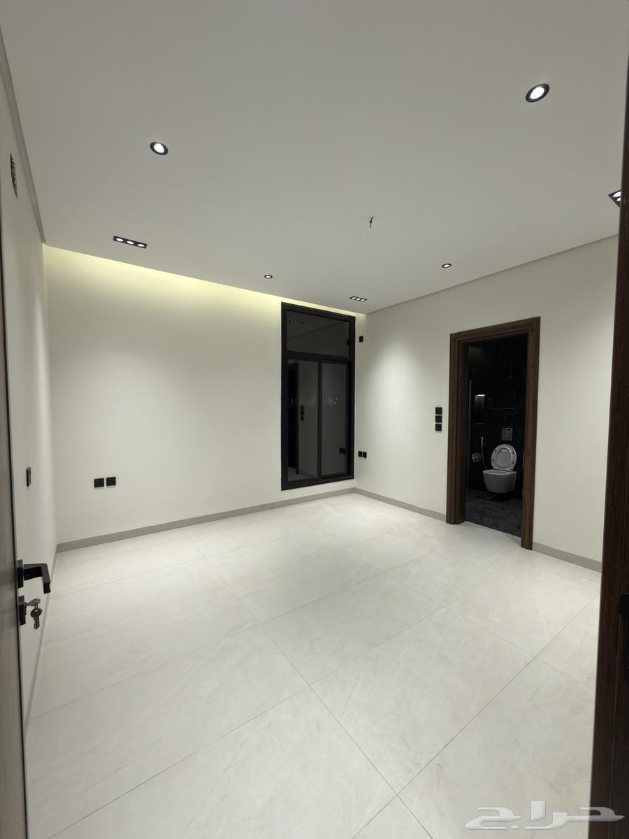 6 bedroom villa in Ash Shulah 13
