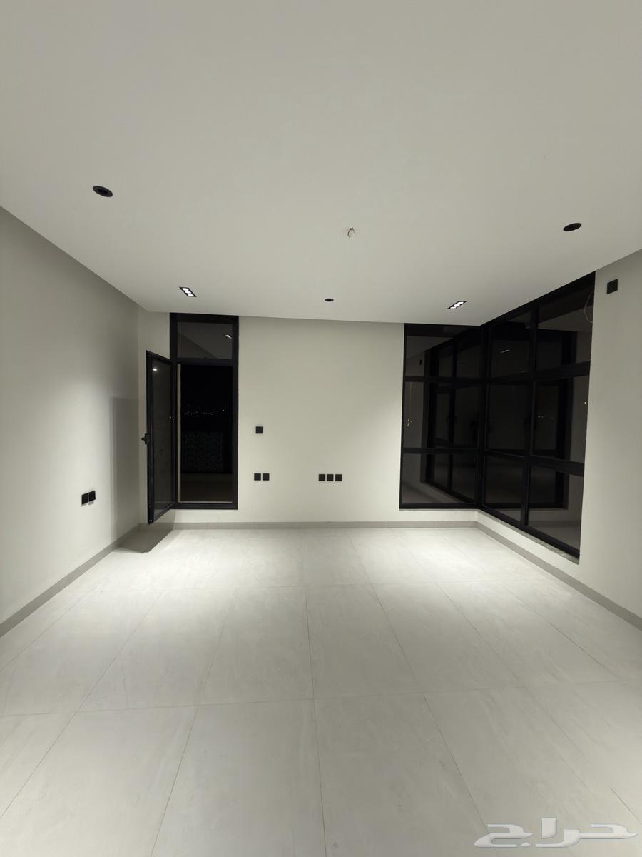 6 bedroom villa in Ash Shulah 16