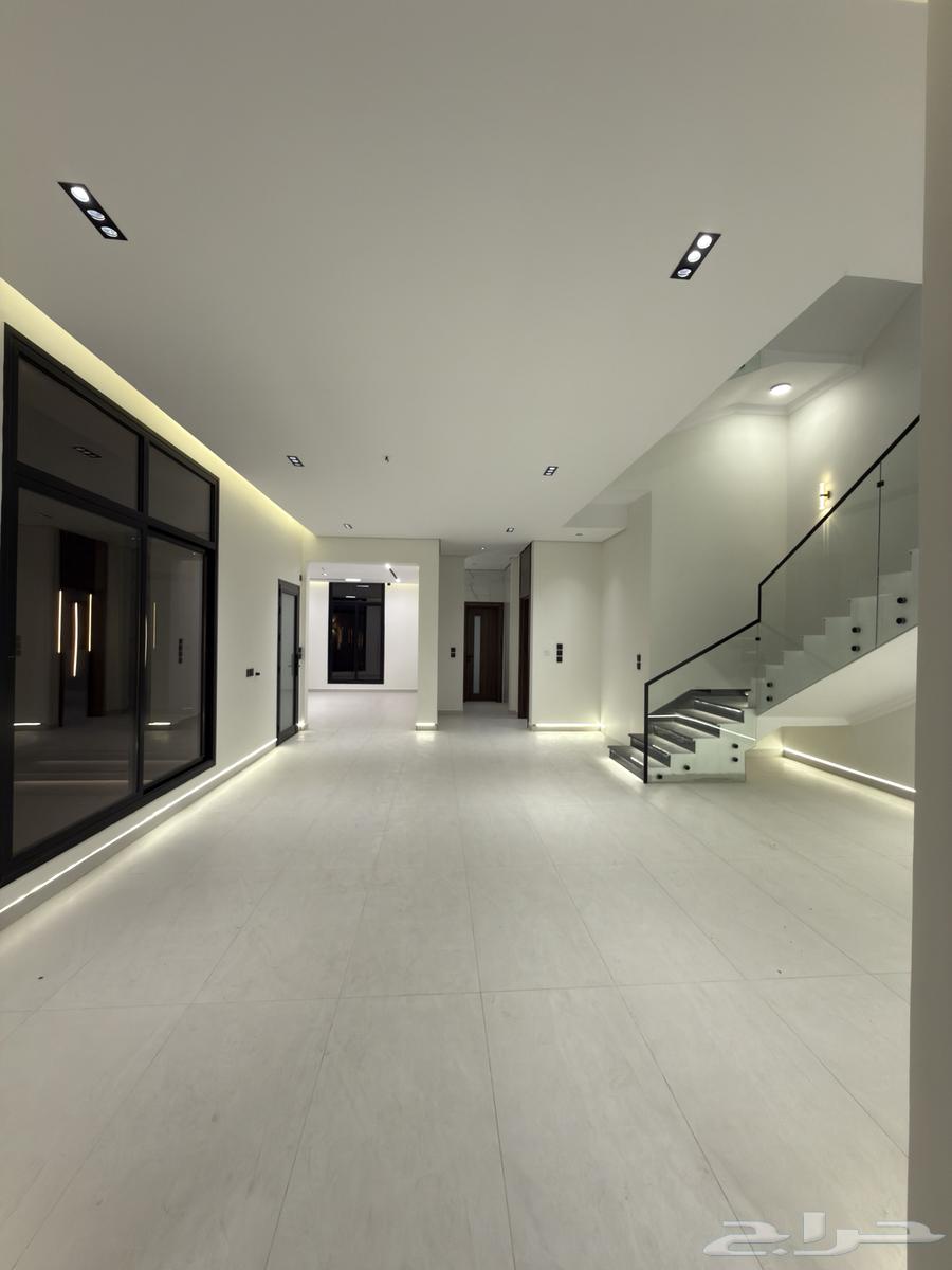 6 bedroom villa in Ash Shulah 7