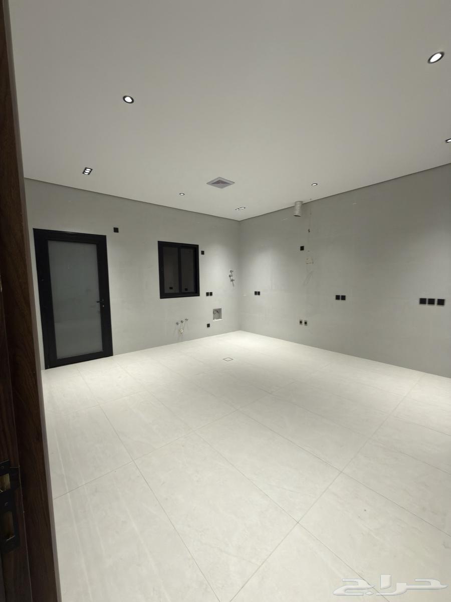 6 bedroom villa in Ash Shulah 8