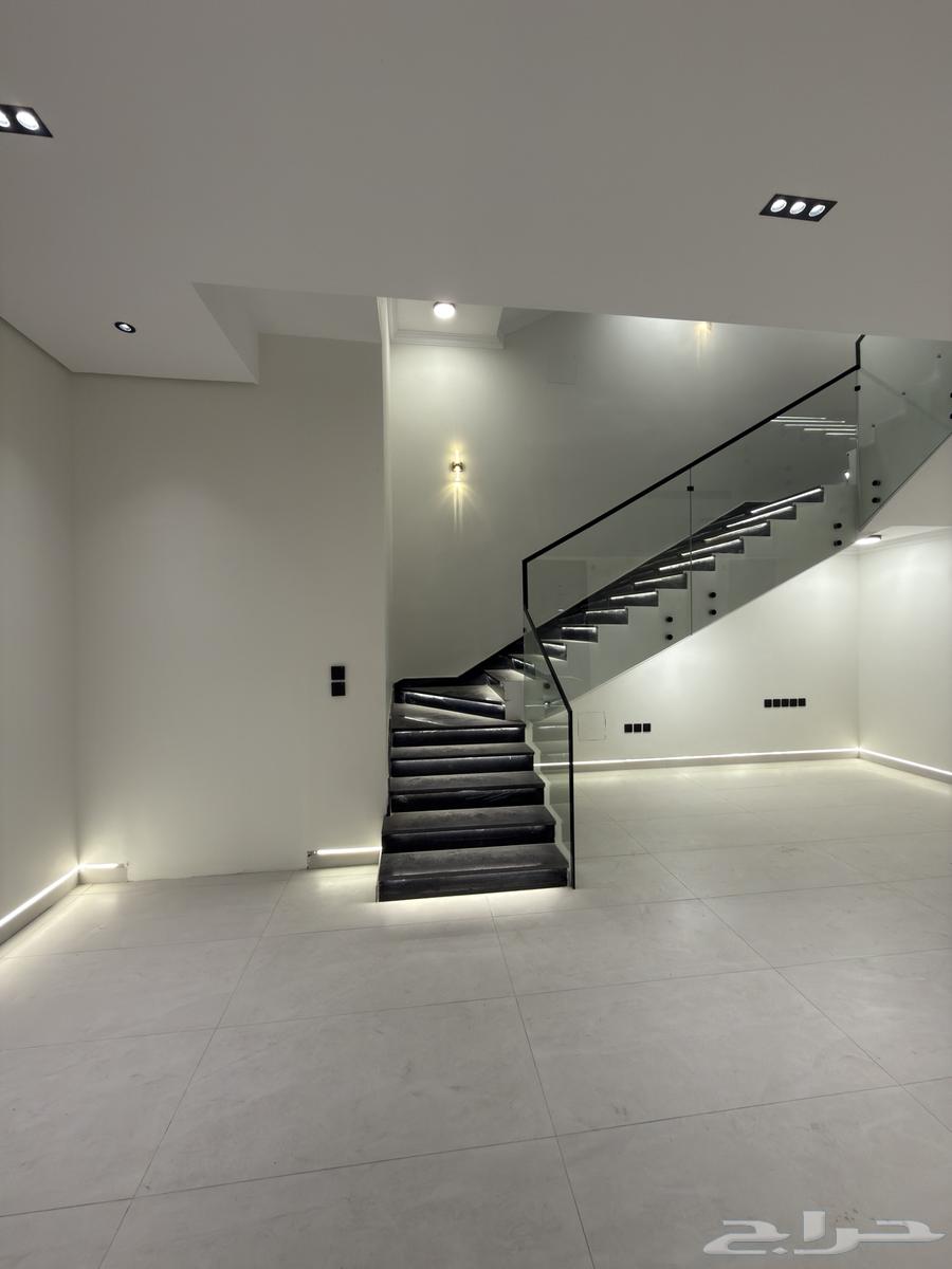 6 bedroom villa in Ash Shulah 10