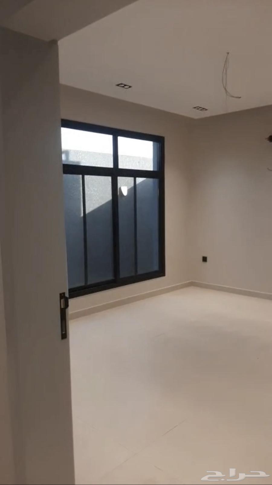 9 bedroom villa in Dahiat King Fahd 4