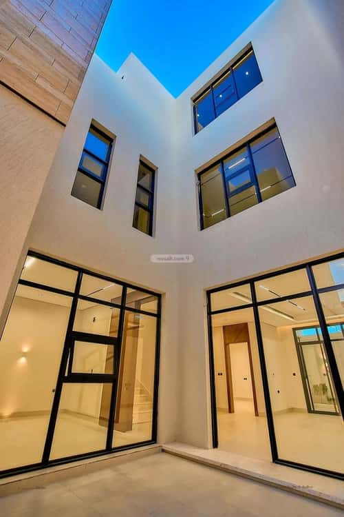 5 bedroom villa in Al Mahdiyyah 5