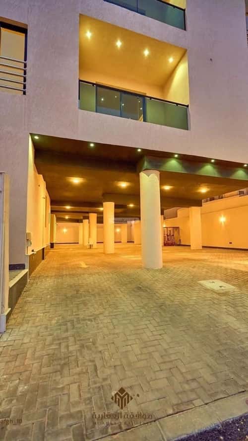 3 bedroom apartment in Al Mahdiyyah 6