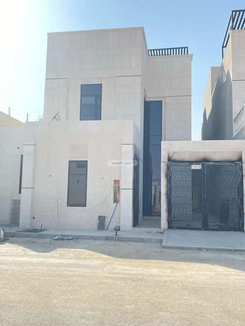 6 bedroom villa in Al Mahdiyyah 3