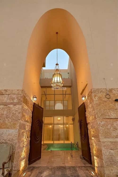 5 bedroom villa in Al Mahdiyyah 3