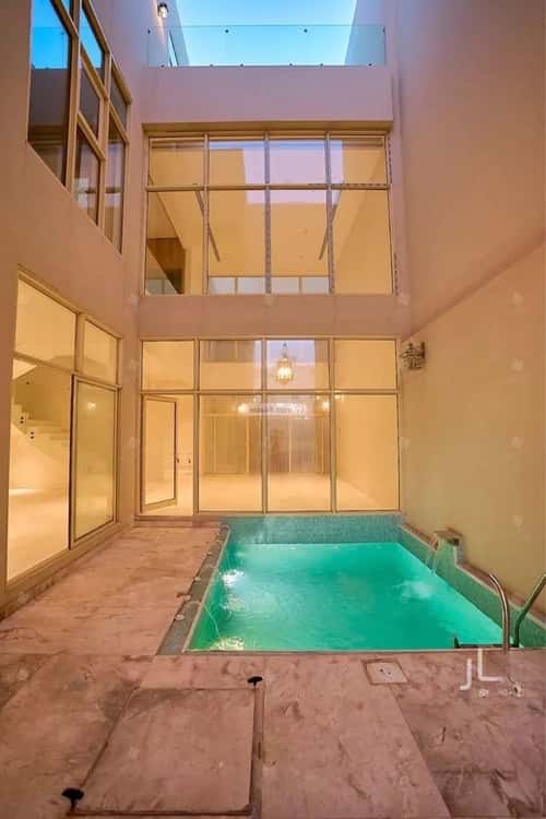 5 bedroom villa in Al Mahdiyyah 3
