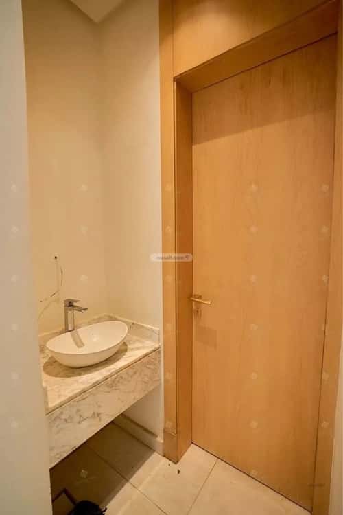 5 bedroom villa in Al Mahdiyyah 12
