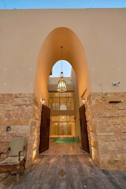 5 bedroom villa in Al Mahdiyyah 2