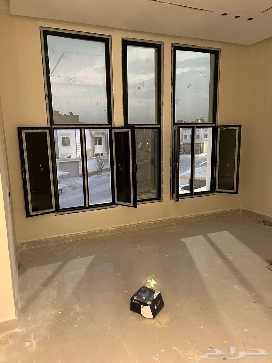 6 bedroom villa in Dahiat King Fahd 3