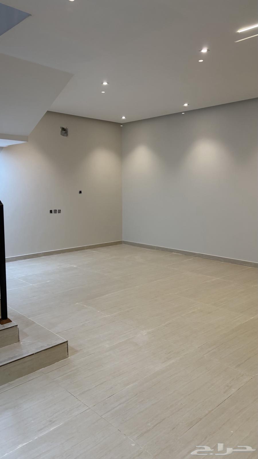 10 bedroom villa in Dahiat King Fahd 12