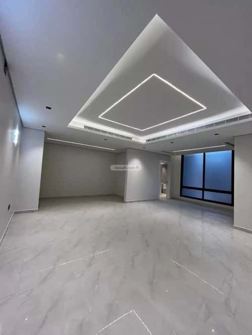5 bedroom villa in Al Mahdiyyah 2