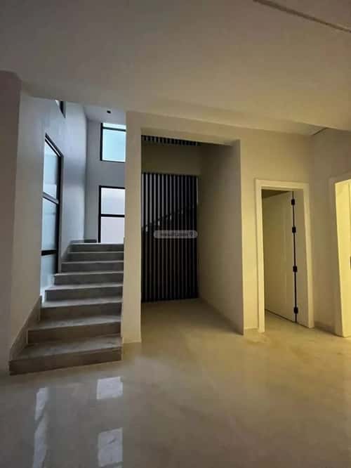 5 bedroom villa in Al Mahdiyyah 3