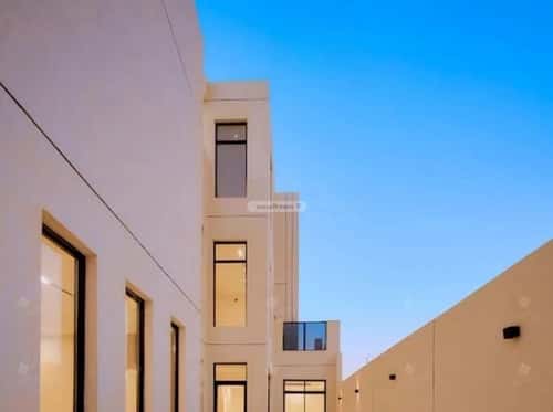 5 bedroom villa in Al Mahdiyyah 4