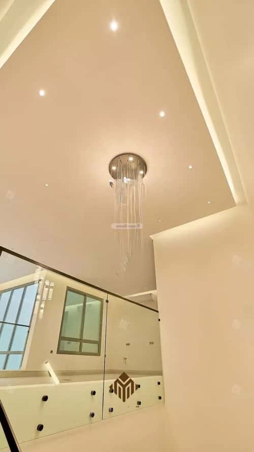 5 bedroom villa in Al Mahdiyyah 1