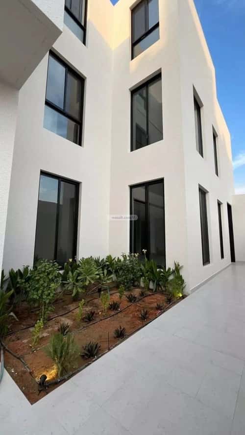 5 bedroom villa in Al Mahdiyyah 5