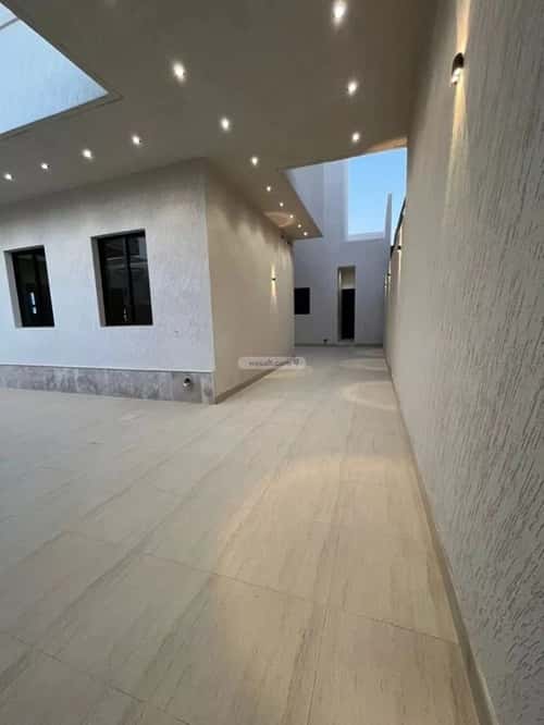 5 bedroom villa in Al Mahdiyyah 5