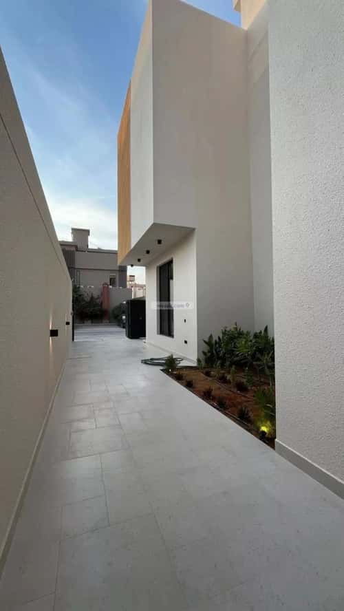 5 bedroom villa in Al Mahdiyyah 5