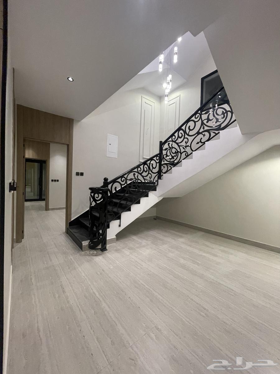 6 bedroom villa in As Sawari 15