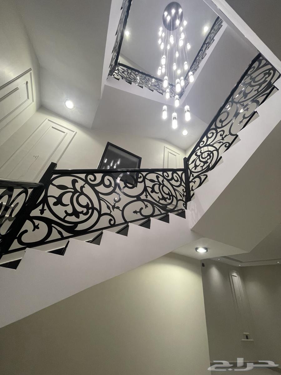 6 bedroom villa in As Sawari 3