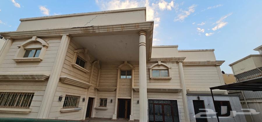 8 bedroom villa in Uhud 24