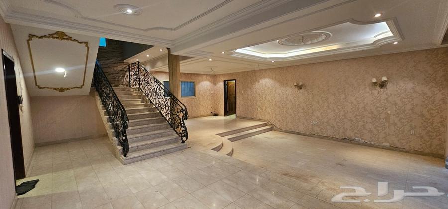 8 bedroom villa in Uhud 26