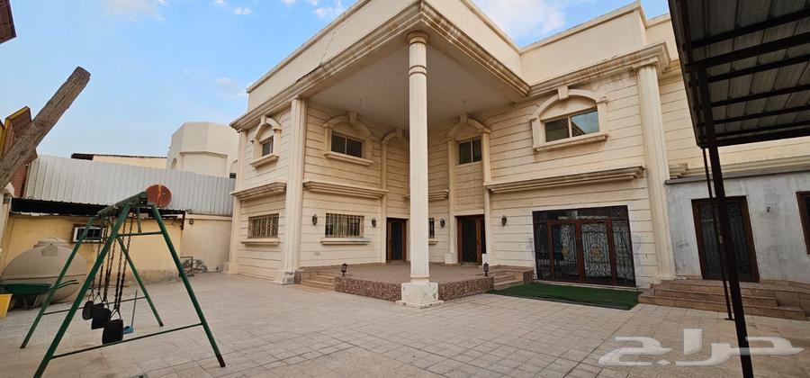 8 bedroom villa in Uhud 27