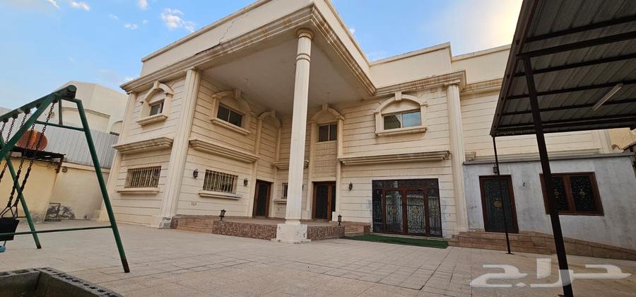 8 bedroom villa in Uhud 28