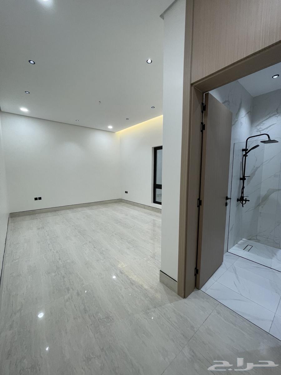 5 bedroom villa in Ash Shulah 12