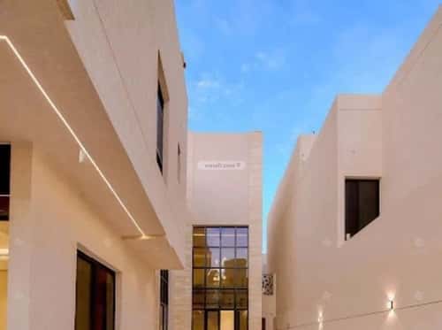 5 bedroom villa in Al Mahdiyyah 1