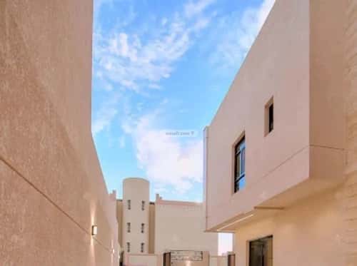 5 bedroom villa in Al Mahdiyyah 4