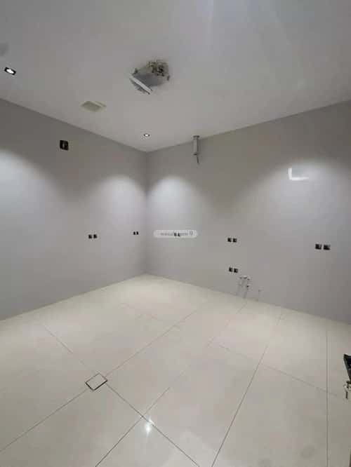 4 bedroom villa in Al Mahdiyyah 5