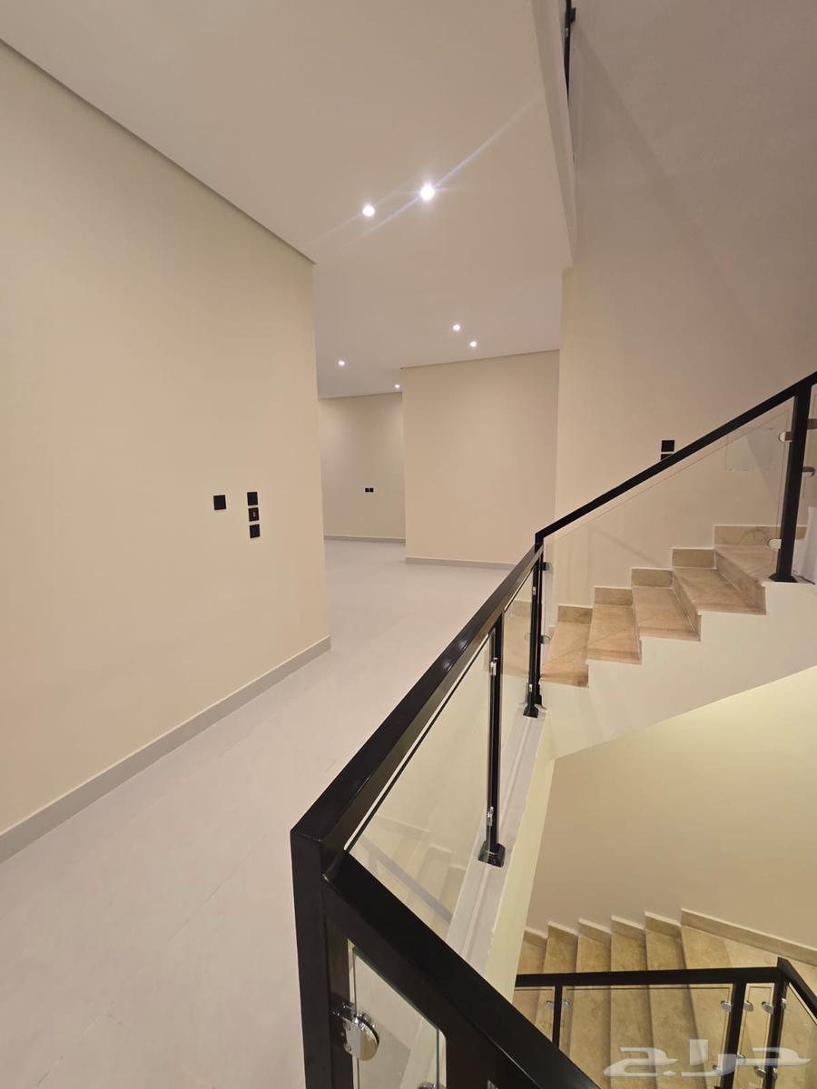 8 bedroom villa in Dahiat King Fahd 13