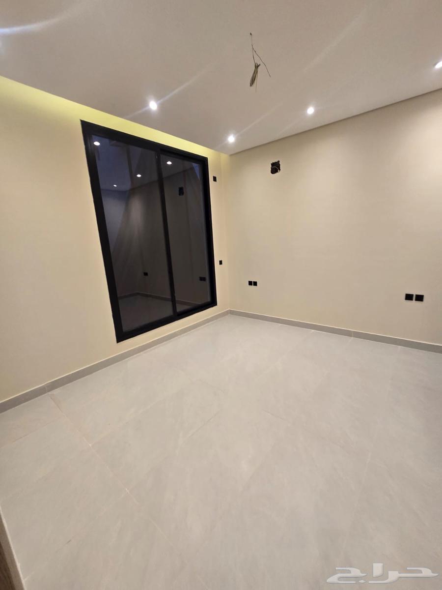 8 bedroom villa in Dahiat King Fahd 16