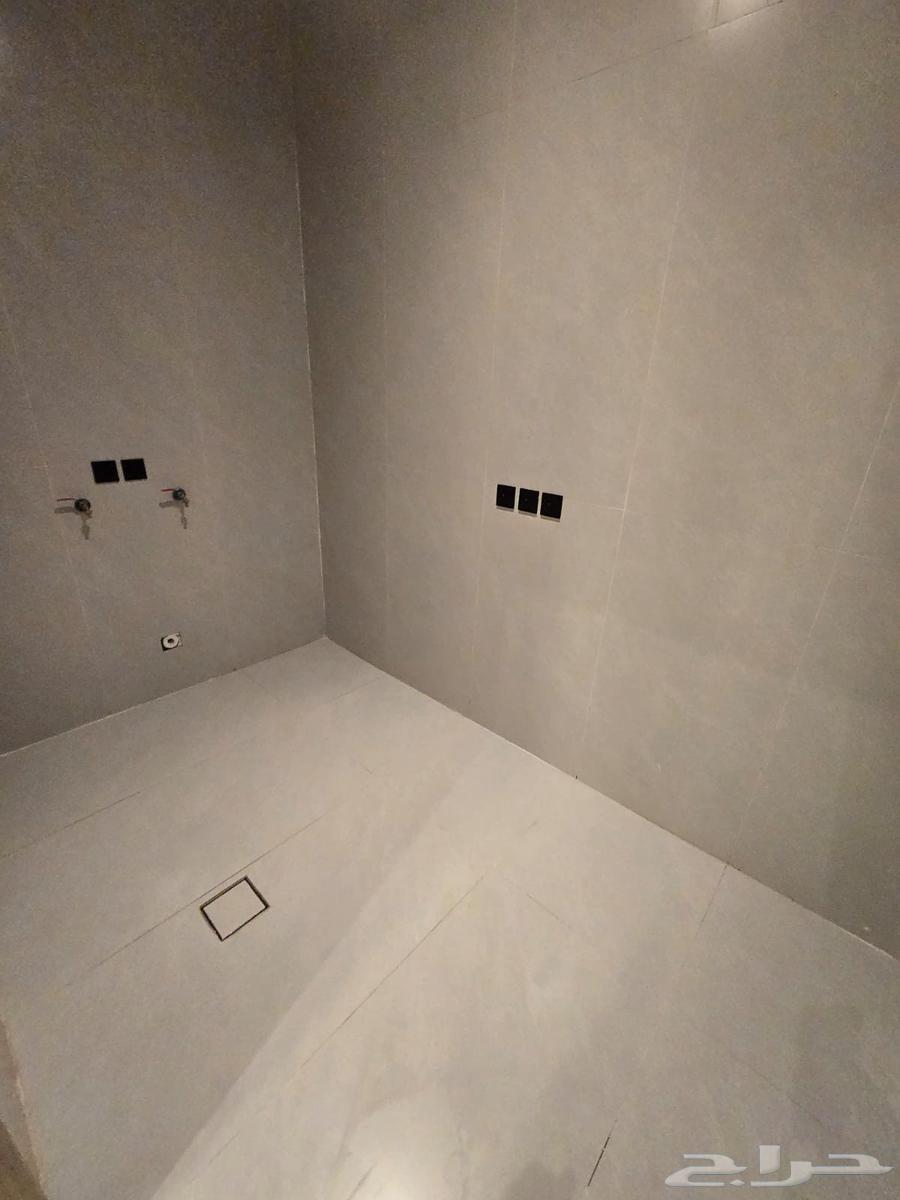 8 bedroom villa in Dahiat King Fahd 22