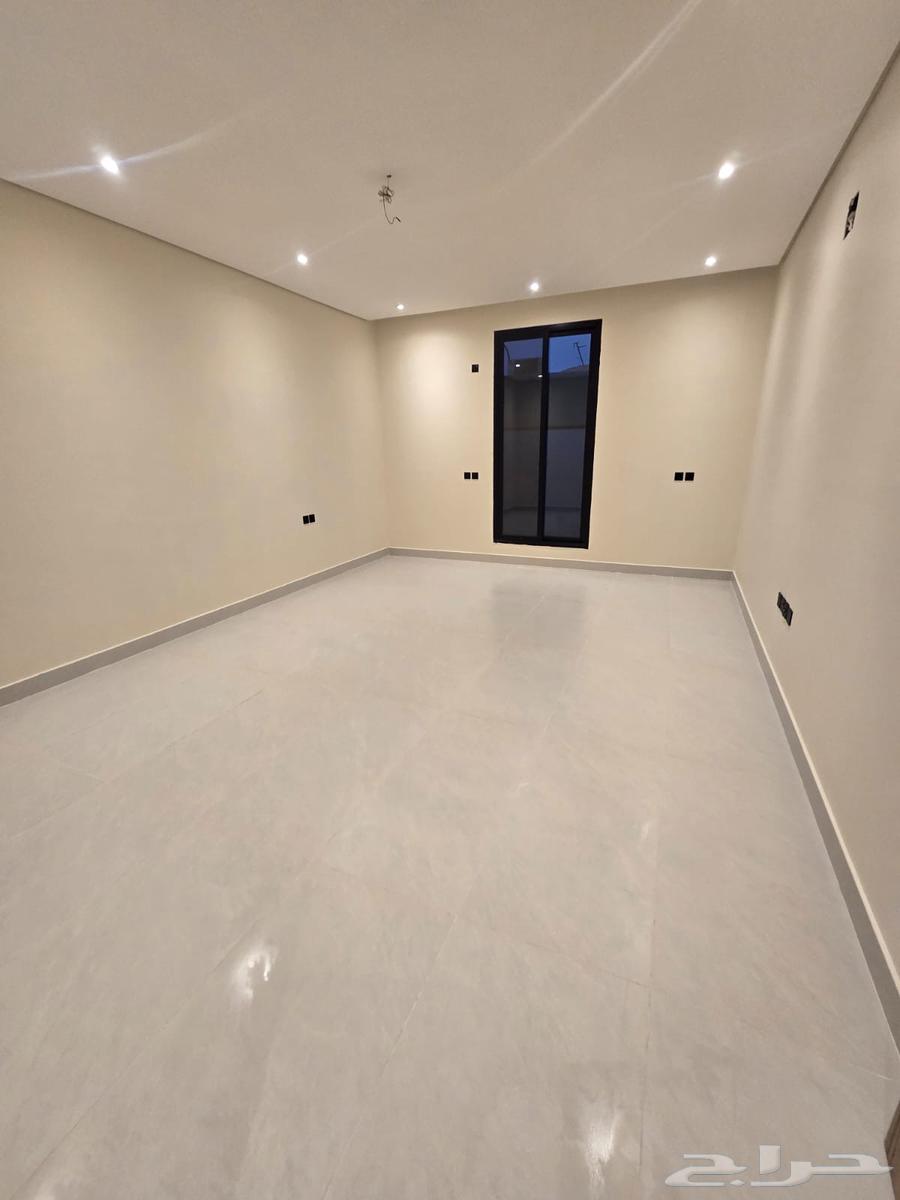 8 bedroom villa in Dahiat King Fahd 24