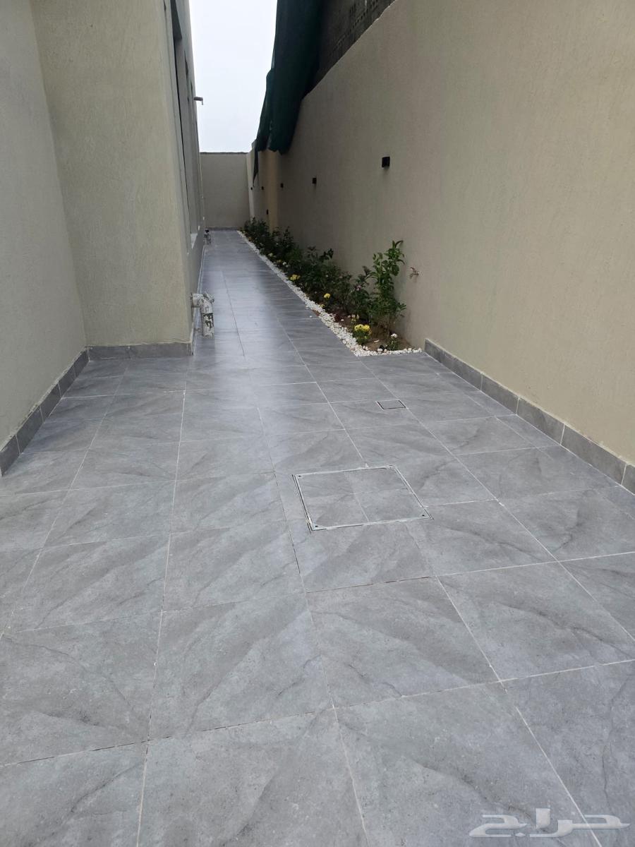 8 bedroom villa in Dahiat King Fahd 27
