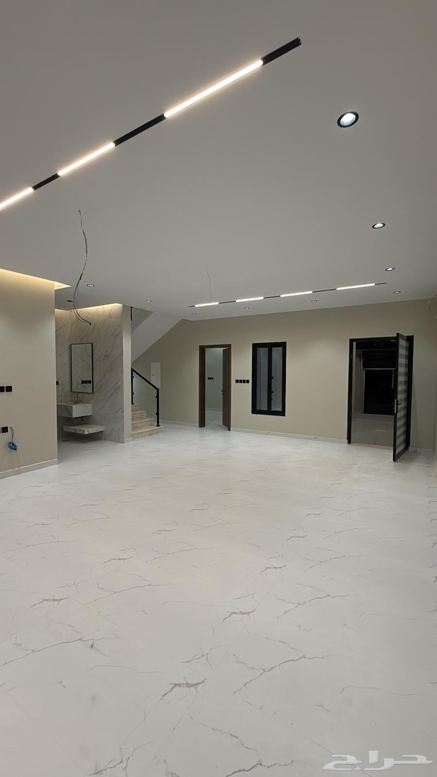 5 bedroom villa in Al Hazm 2